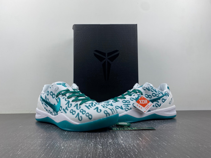 nike kobe 8 protro radiant emerald fq3549-101