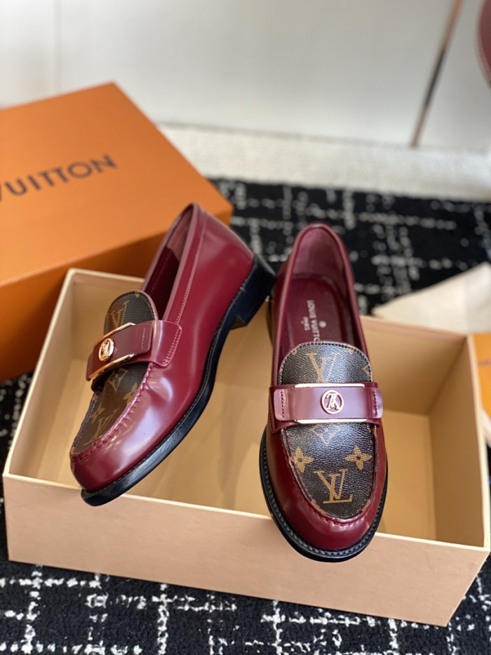 LV Loafer