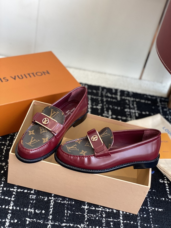 LV Loafer