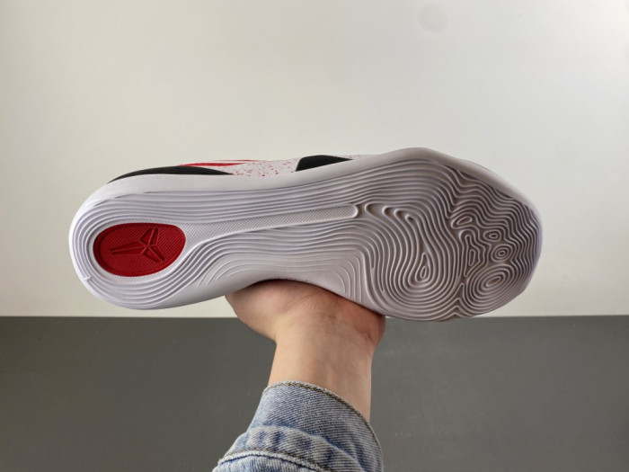 Nike Kobe 9 EM Low Protro TB University Red IH1401-600
