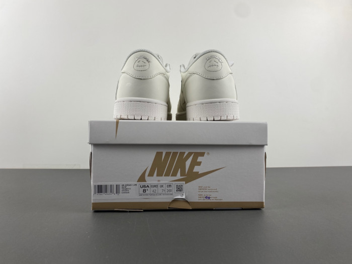 JORDAN 1 RETRO LOW OG SP TRAVIS SCOTT OG1228-111