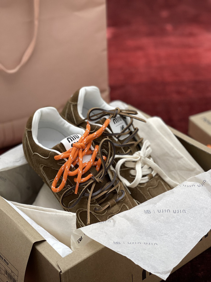 NEW BALANCE X MIUMIU SNEAKER