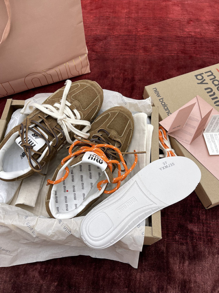 NEW BALANCE X MIUMIU SNEAKER