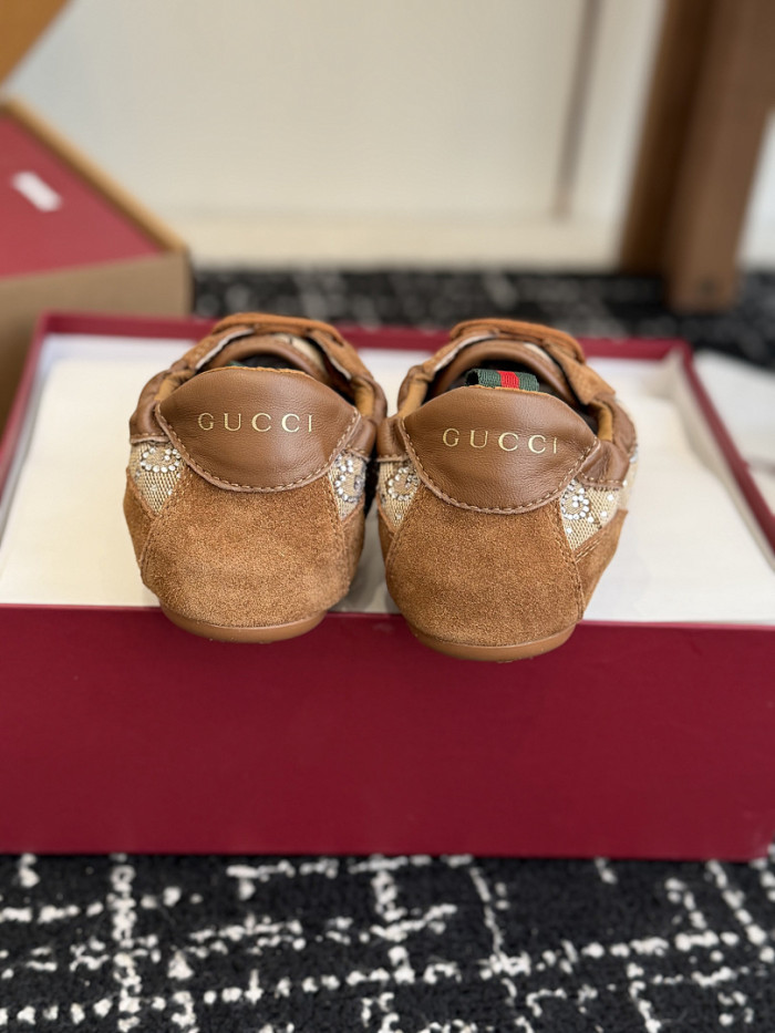 Gv*c Shift sneaker (crystal)