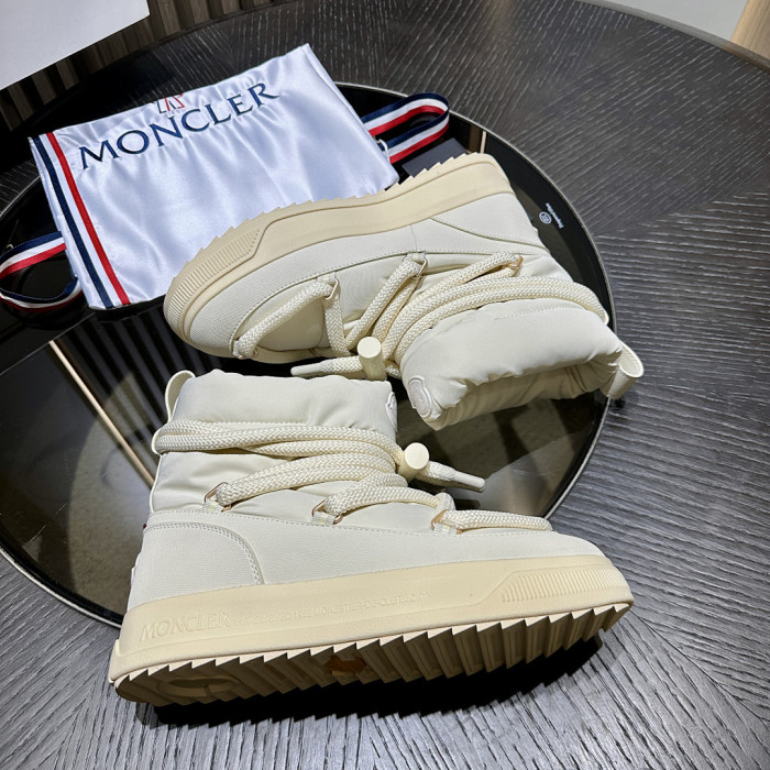 M0nc1er altive mid boots