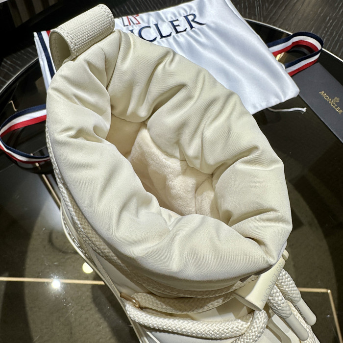 M0nc1er altive mid boots