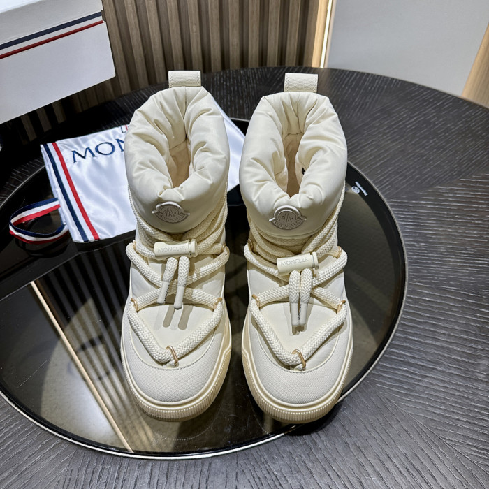 M0nc1er altive mid boots