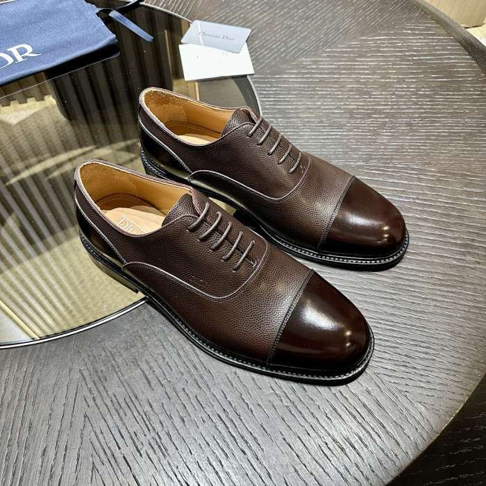 D10r Leather Sneaker