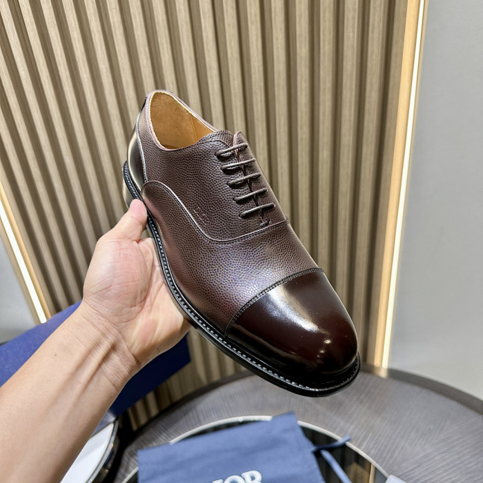 D10r Leather Sneaker