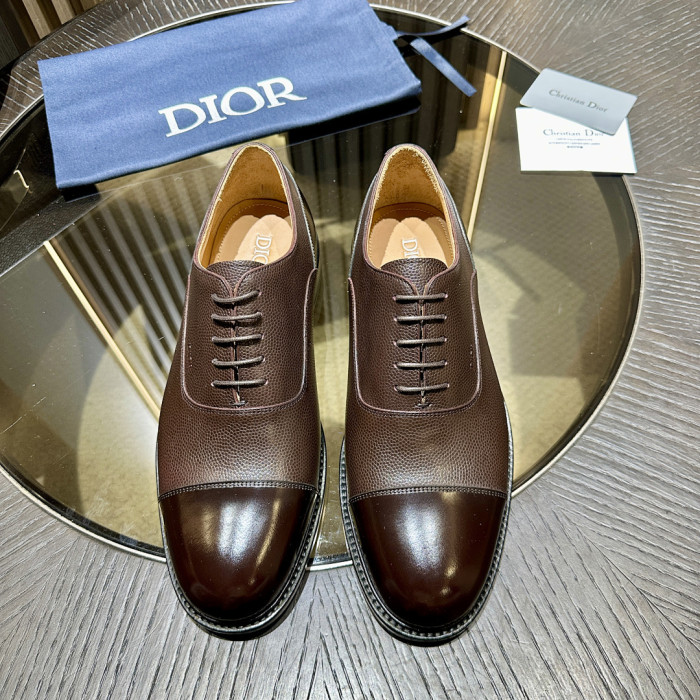 D10r Leather Sneaker
