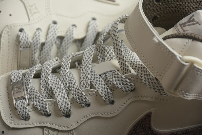 lv&air force mid