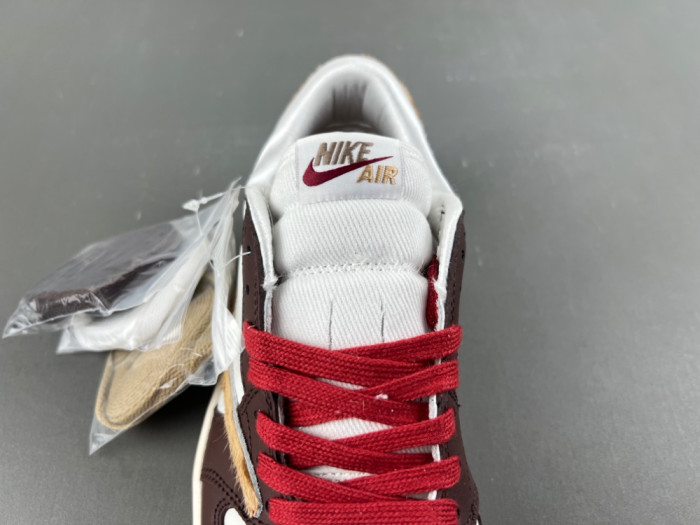 JORDAN 1 RETRO LOW OG SP TRAVIS SCOTT IQ5321-121