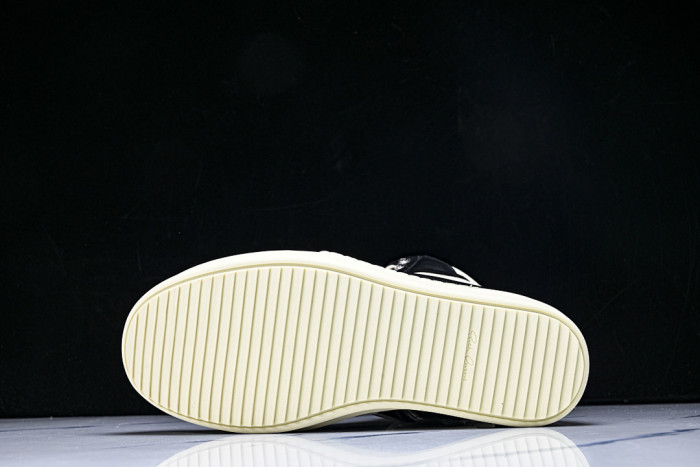 r1ck 0wens x chrom*hearts sneaker