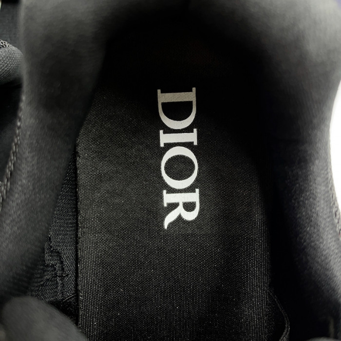 D*or b30 sneaker