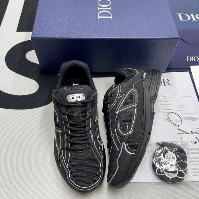D*or b30 sneaker