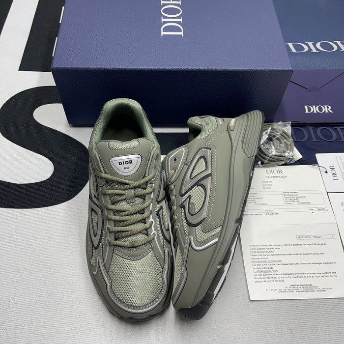 D*or b30 sneaker
