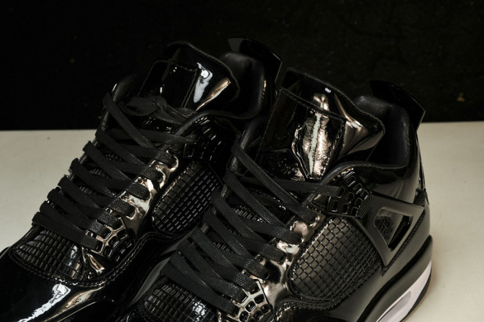 Jordan 4 Retro 719864-010