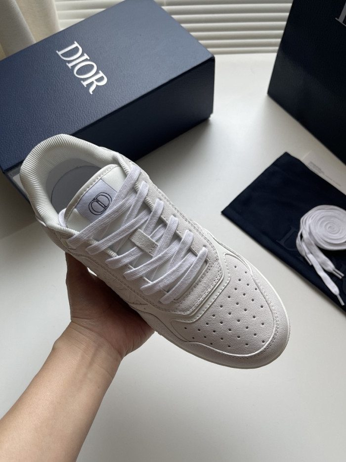 D10r B27 Low Top Sneaker