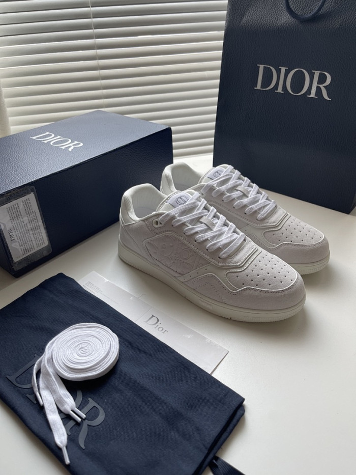 D10r B27 Low Top Sneaker