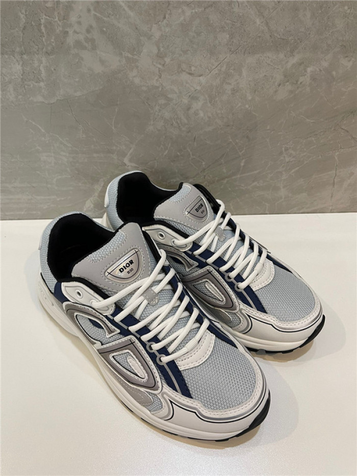 D*or b30 sneaker
