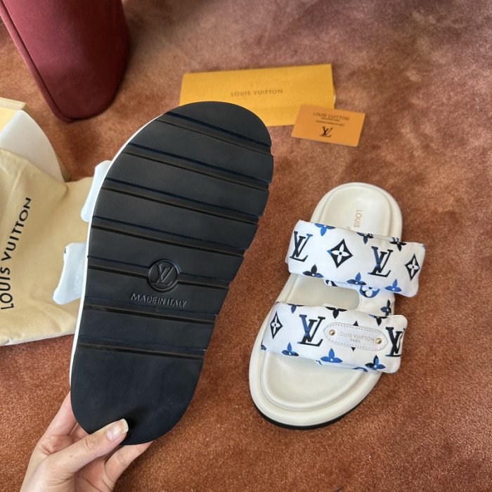 LV SANDALS