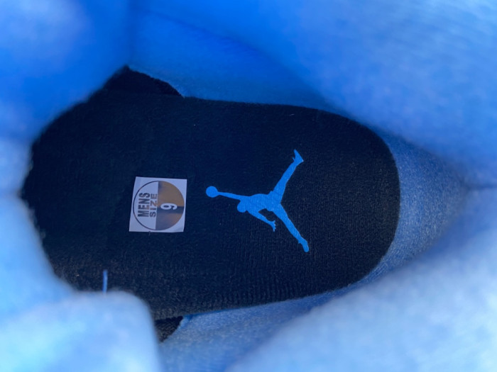 Jordan 5 Retro Black University Blue (2026) DD0587-008