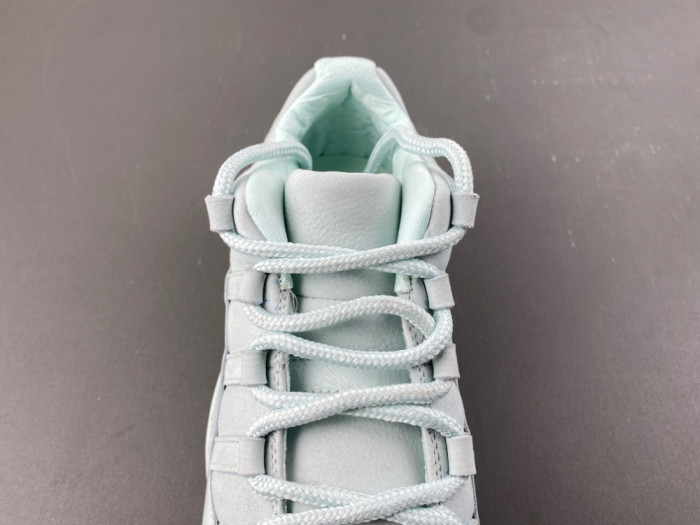 Air Jordan 11 IW1882 300