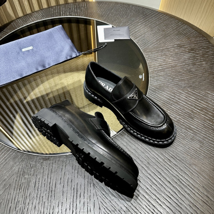 PR0DA LOAFERS