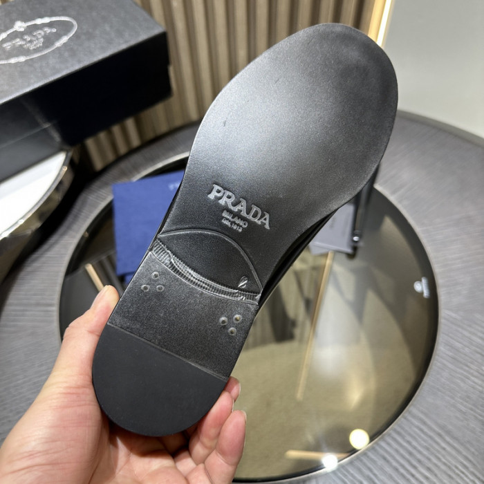 PR0DA LOAFERS