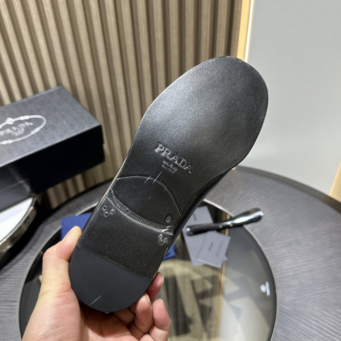 PR0DA LOAFERS