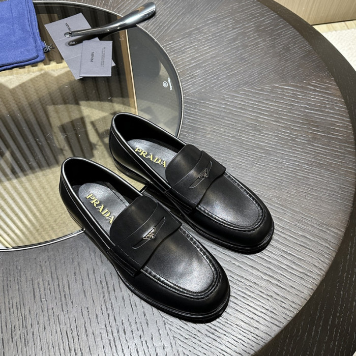 PR0DA LOAFERS
