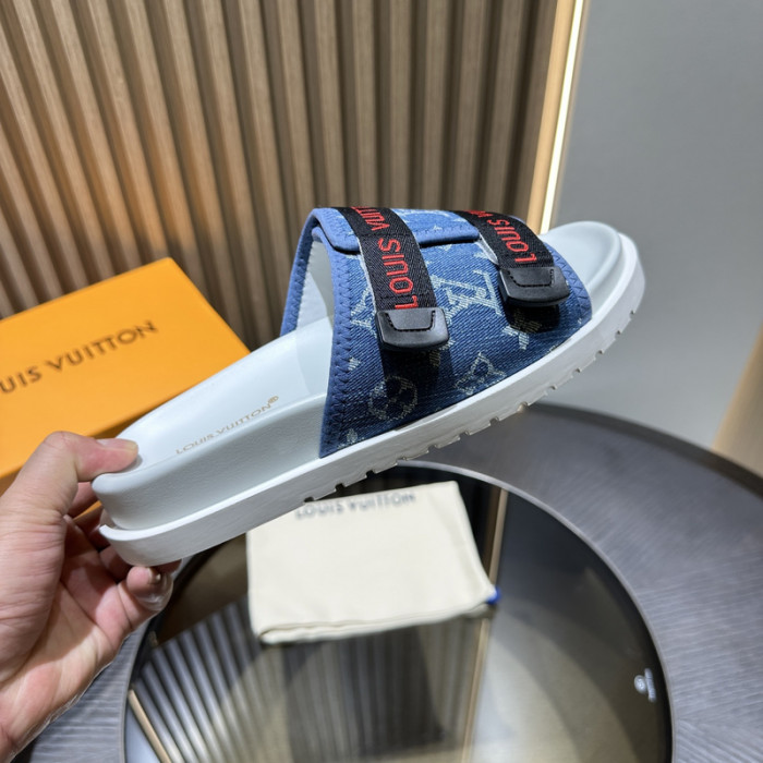 LV SANDALS