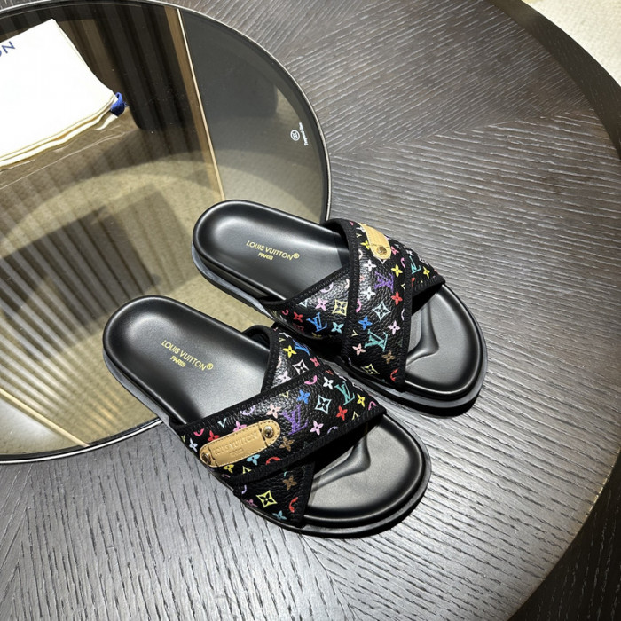 LV SANDALS