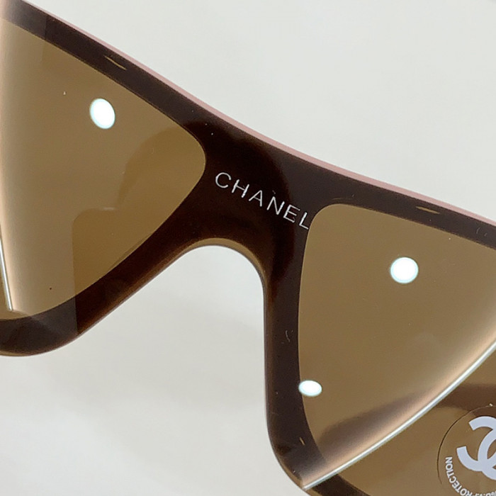 Ch*el sunglasses upshoe