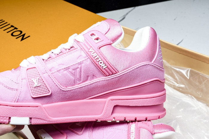 LV Trainer Sneaker