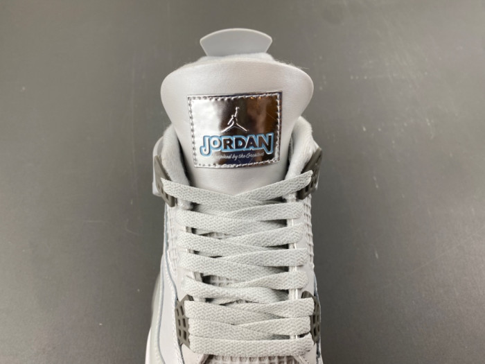 Jordan 4 Retro Photon Dust Blue Chill HV4401-014
