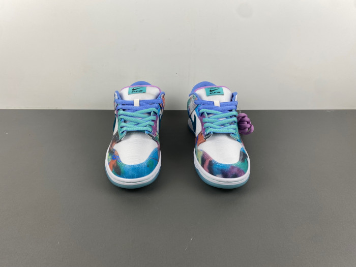 nike sb dunk low futura laboratories bleached aqua