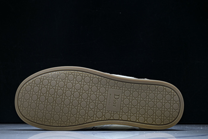 D10r Ribbon Sneaker