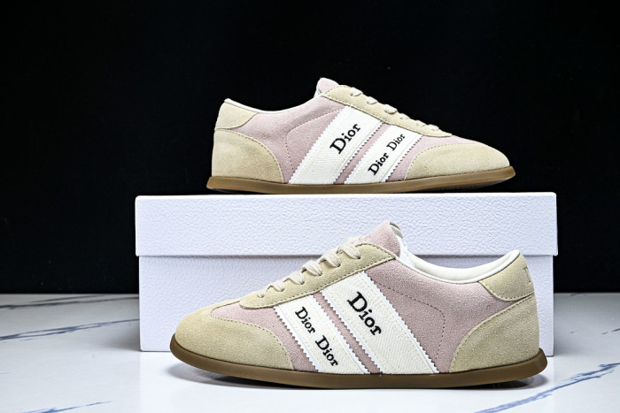 D10r Ribbon Sneaker