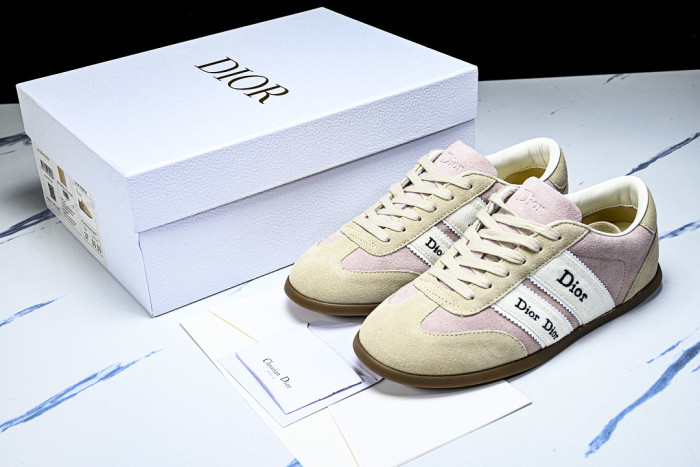 D10r Ribbon Sneaker