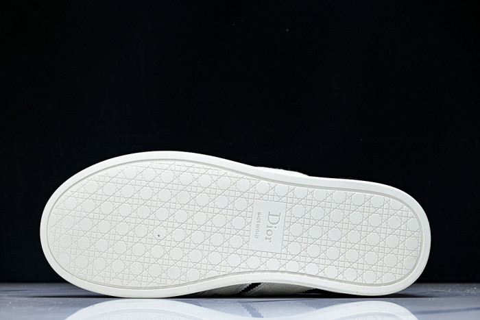 D10r Ribbon Sneaker
