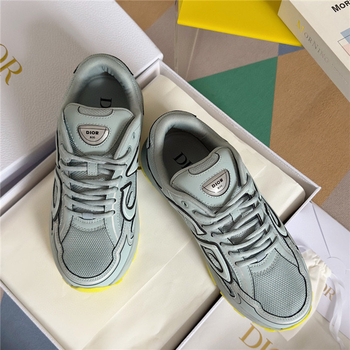 D*or b30 sneaker