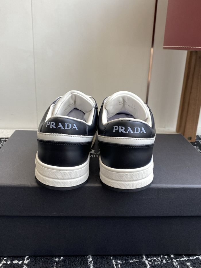 Pra*a Downtown Sneaker