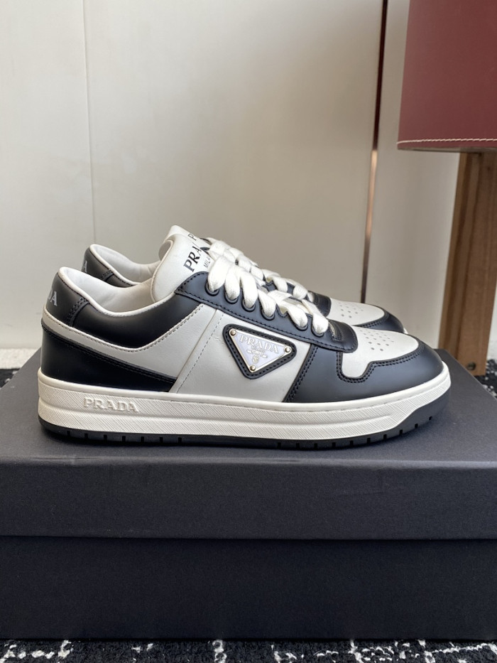 Pra*a Downtown Sneaker