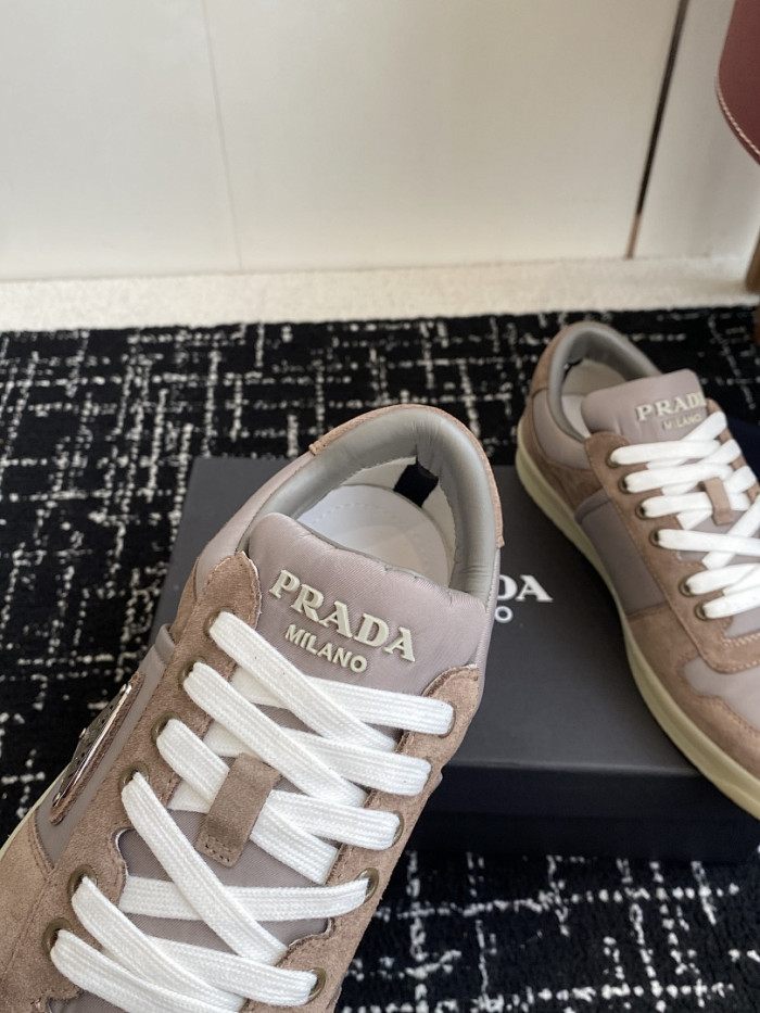 Pra*a Downtown Sneaker