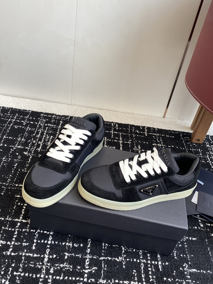 Pra*a Downtown Sneaker