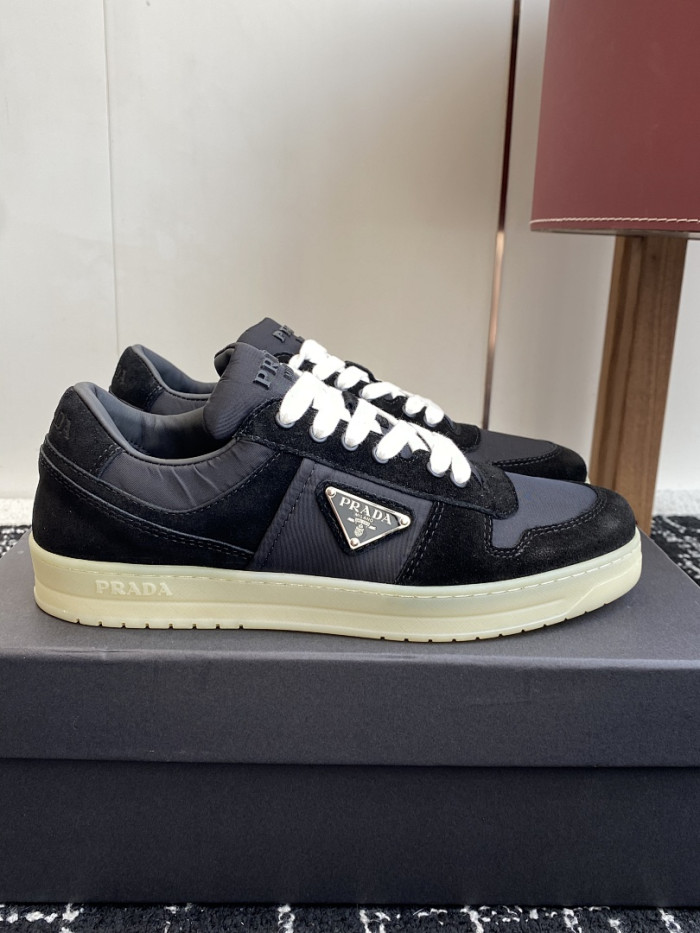 Pra*a Downtown Sneaker