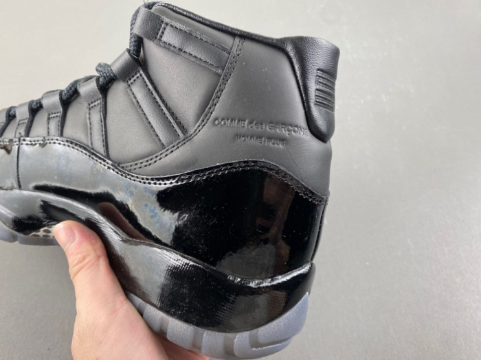 Jordan 11 Pack Expected Fall X COMME des GARÇONS IV7639-001