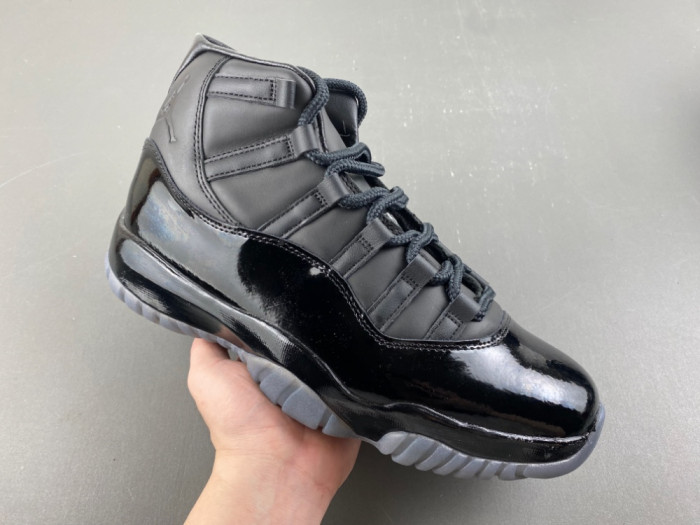 Jordan 11 Pack Expected Fall X COMME des GARÇONS IV7639-001