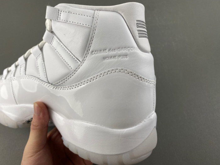 Jordan 11 Pack Expected Fall X COMME des GARÇONS IV7639-100